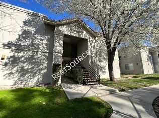 2813 W Avenue K12 APT 266, Lancaster, CA 93536