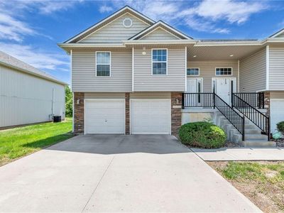 10315 & 10317 E 45th Ter, Kansas City, MO, 64133