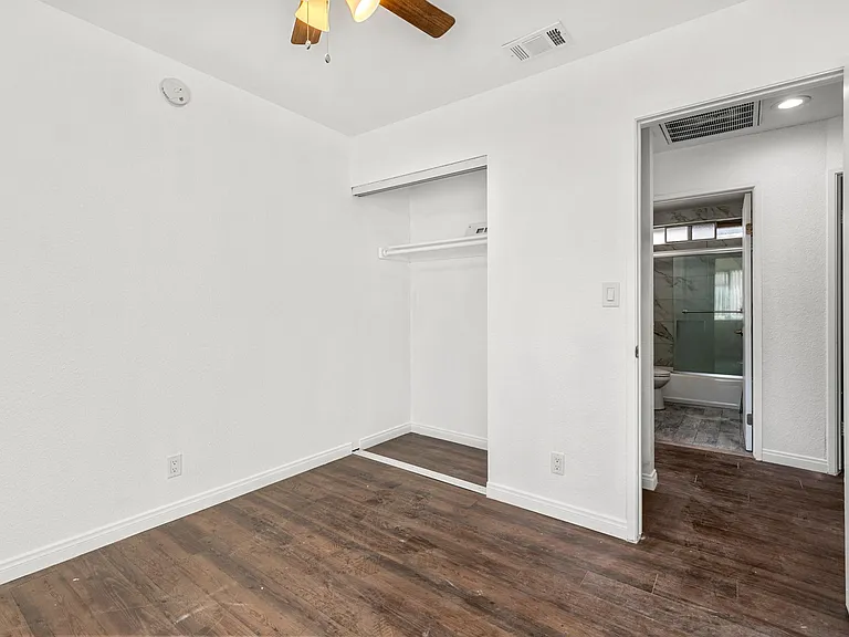 3828 Arizona St #D — Photo 13