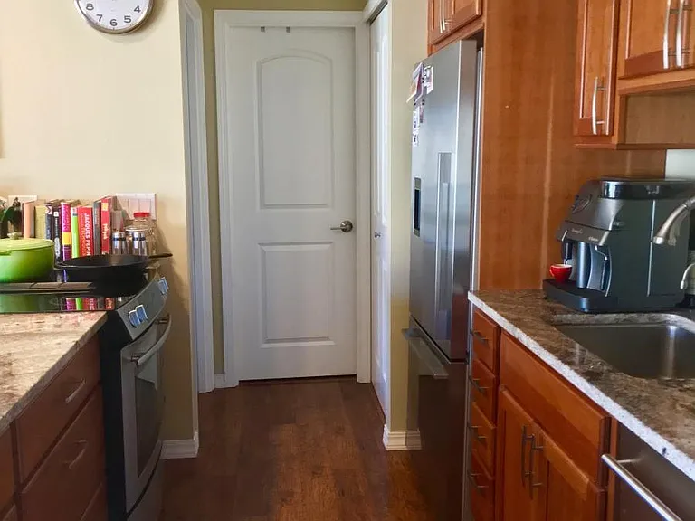1300 University St #5B — Photo 9