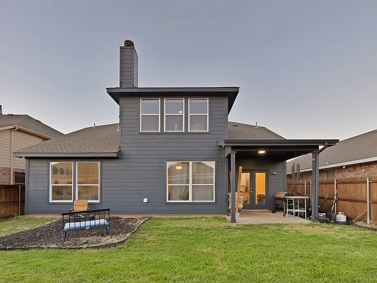 1708 Kittyhawk Dr — Photo 32
