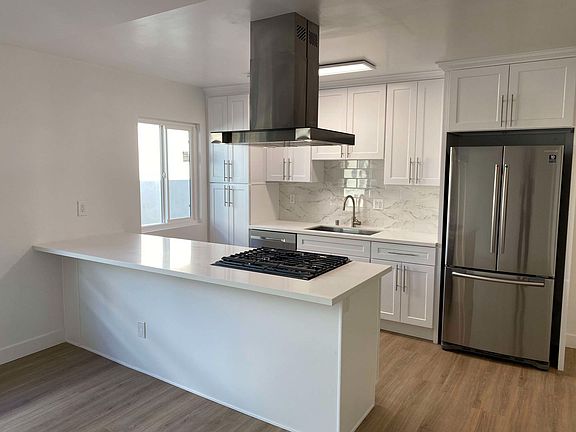 3rd image of 3678 Watseka Ave #6