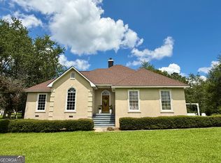 1087 Forsyth Landing Dr, Forsyth, GA 31029