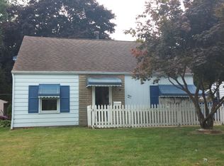 1927 Searl St, Cuyahoga Falls, OH 44221