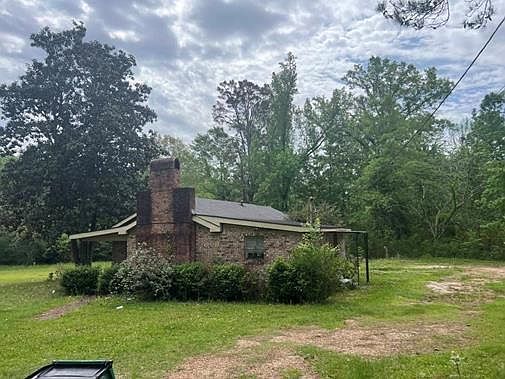 3rd image of 126 Rufus Long Rd