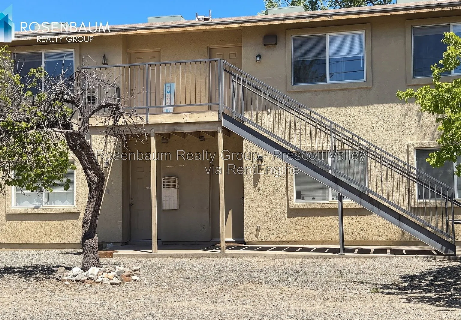 2 bed, 1.0 bath, 760 sqft, $1,425 — Photo 2