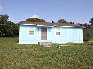 805 N Blanche St, Terrell, TX 75160