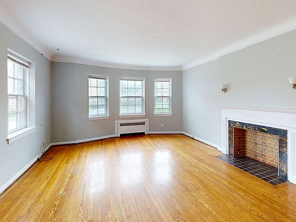 5th image of 2566 Kemper Rd APT 305