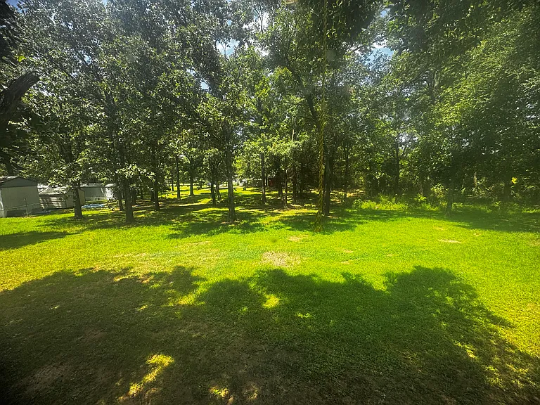 198 Oak Forrest Rd — Photo 3