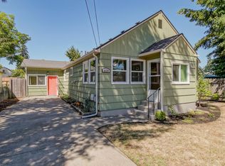 8229 SE 70th Ave, Portland, OR 97206