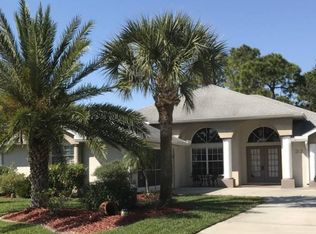 32 Sportsman Cir, Rotonda West, FL 33947