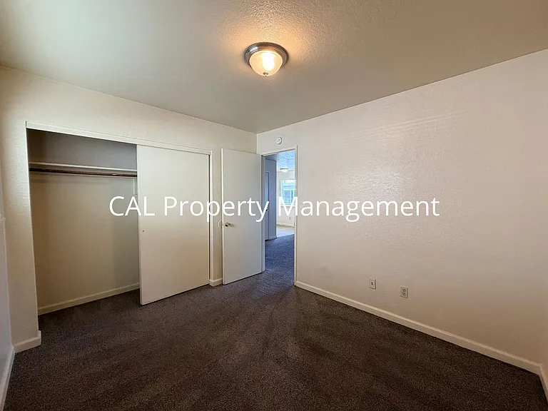 1059 N Sanborn Rd — Photo 6