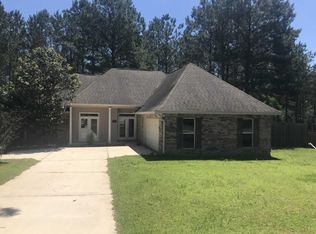 21596 E Edgewood Dr, Saucier, MS 39574