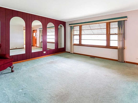 4th image of 9109 S 51st Ave