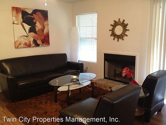 2nd image of 2602 Pecan Knoll St #3185189
