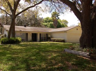 309 Greenview Dr, Brandon, FL 33510