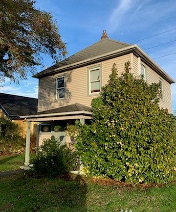 3rd image of 1511 N Anderson St