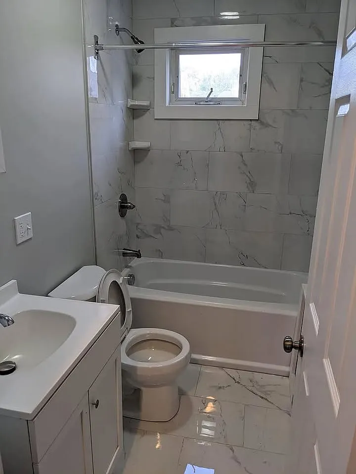 2 bed, 1200 sqft, $1,300 — Photo 3