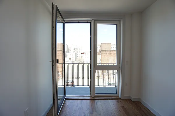 Rented by Rennit Inc. | media 34