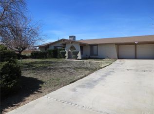 13860 Iroquois Rd, Apple Valley, CA 92307