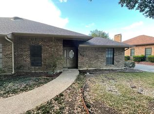 5842 Westhaven Dr, Fort Worth, TX 76132
