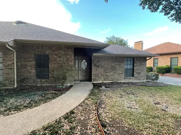 5842 Westhaven Dr, Fort Worth, TX 76132