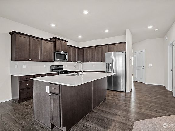 2nd image of 18552 105th Avenue E