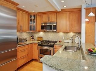 42 8th St APT 5507, Charlestown, MA 02129