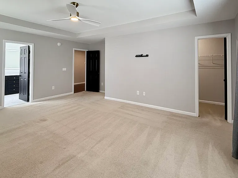 4604 Miller Dr — Photo 31