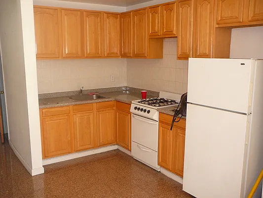 Rented by Kings Court Real Estate | media 17