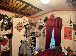 101 Teak Dr, Greentown, PA 18426