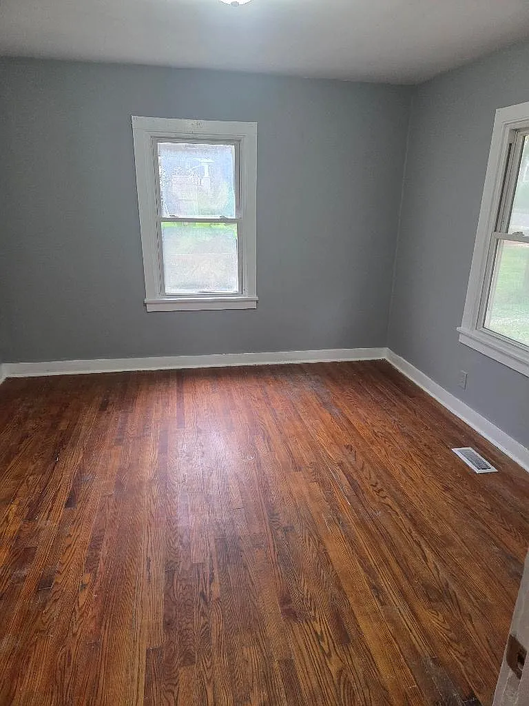 2 bed, 954 sqft, $1,325 — Photo 4