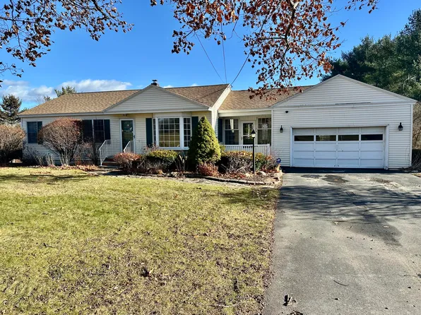 282 W River Road, Waterville, ME 04901