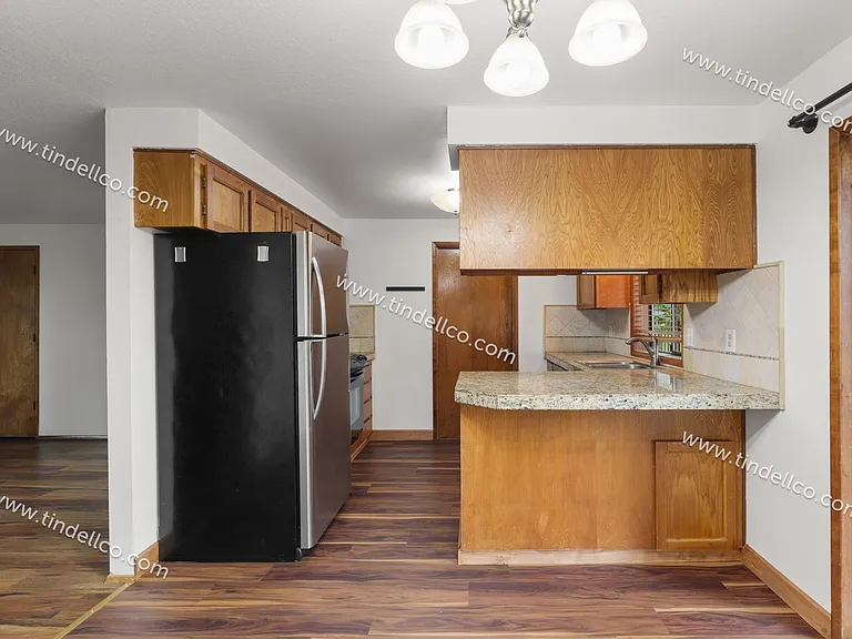5281 NE 57th Ave — Photo 8