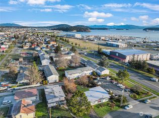 810 30th St, Anacortes, WA 98221