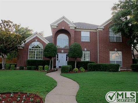 1st image of 2701 Westmoreland Dr