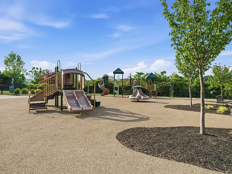 512 Quarry Point Rd — Photo 59