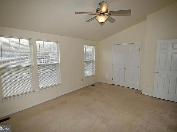 5th image of 16978 Monmouth Ct