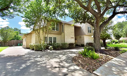 11806 Braesridge Dr Photo 1