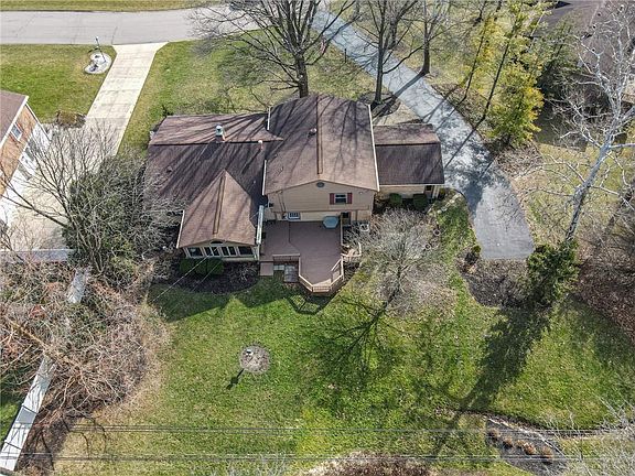 2nd image of 173 Marbrook Dr