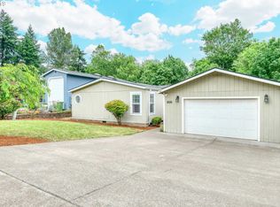 1656 Ten Oaks Ln, Woodburn, OR 97071