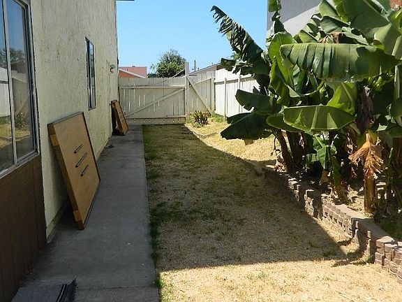 5th image of 1185 Lauriston Dr