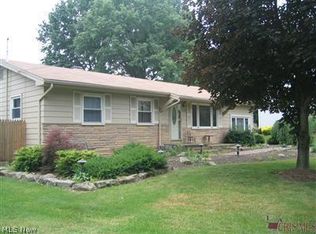 4457 Warwick Dr S, Canfield, OH
