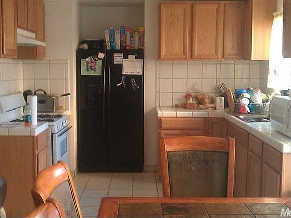 2nd image of 855 Arundel Way