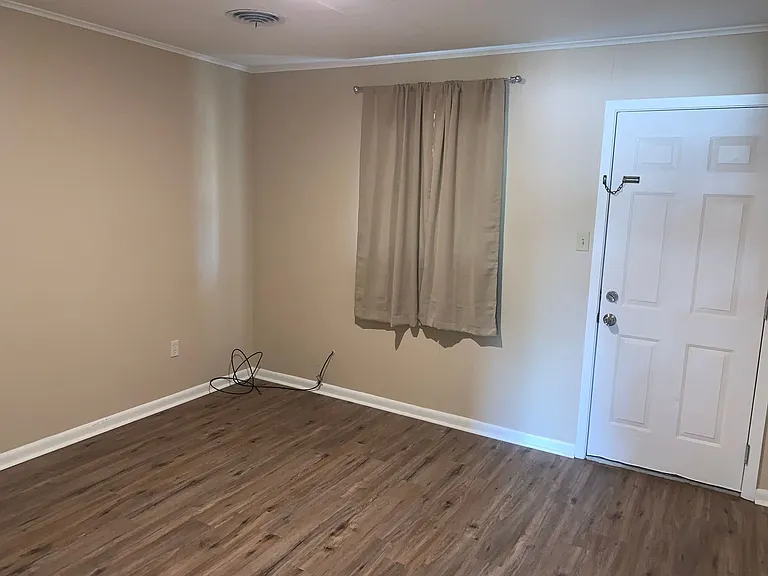 1600 Badt Ave — Photo 11
