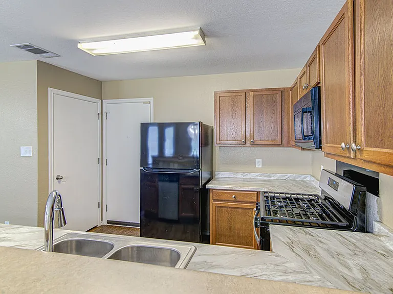 236 Black Forest Rd — Photo 9