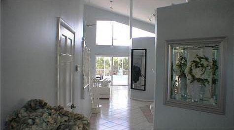 4th image of 223 Avalon Ave