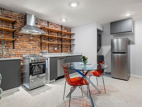 2nd image of 26 Unity St APT 1