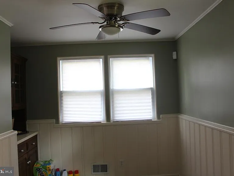 408 Villanova Rd — Photo 6