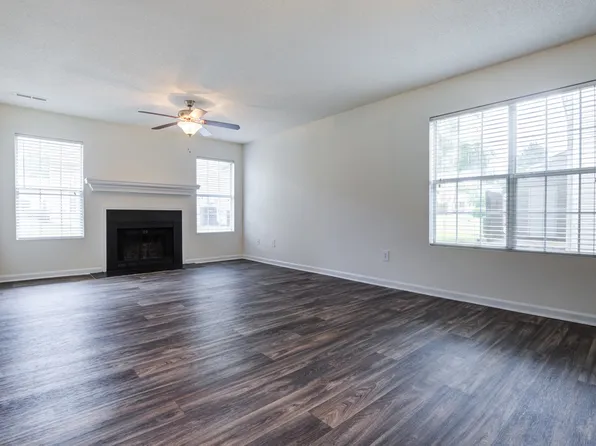 Ashmore Bridge Estates Apartment Homes